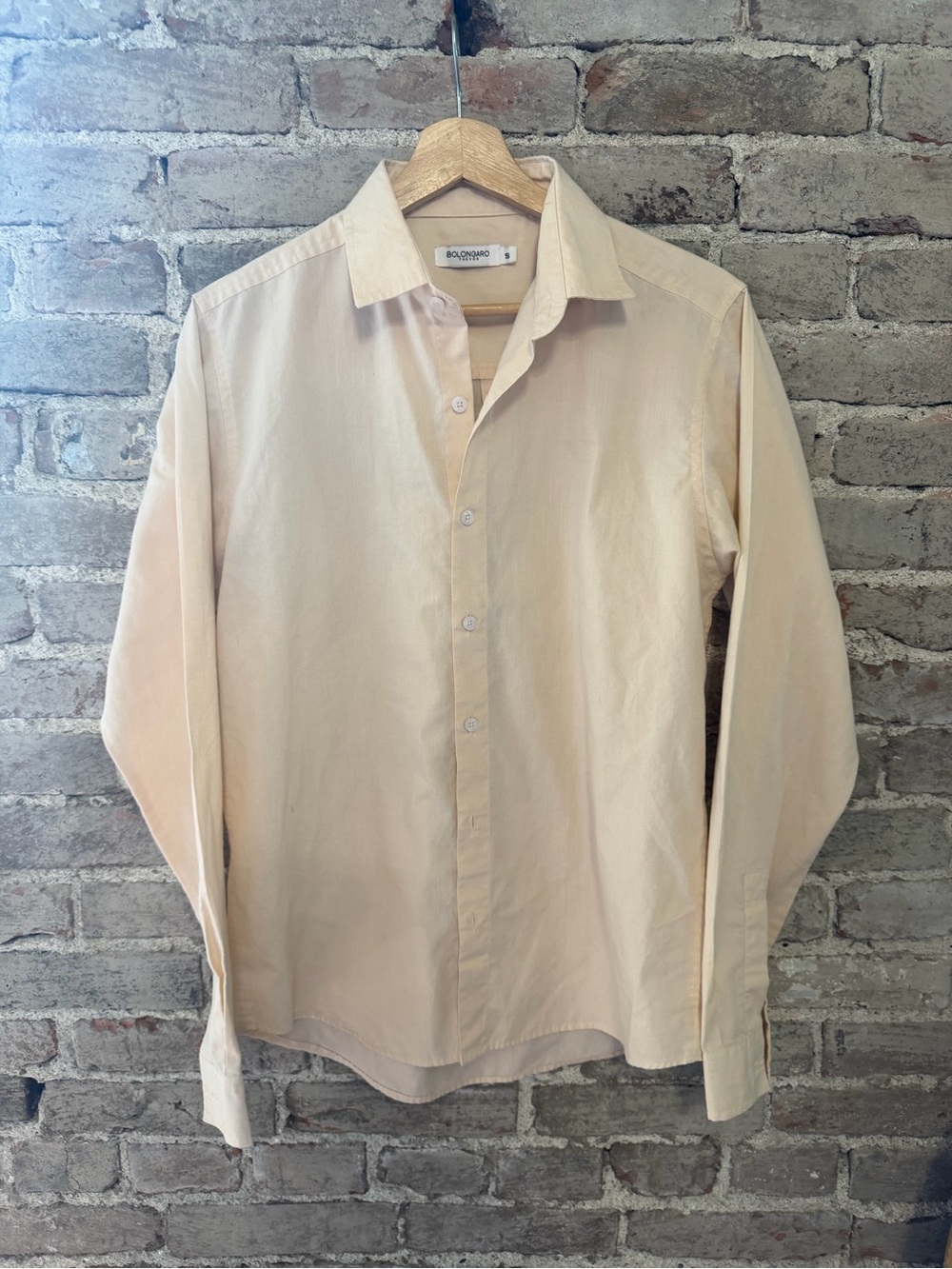 Bolongaro Trevor Men's Pale Beige Long-Sleeve Dress Shirt